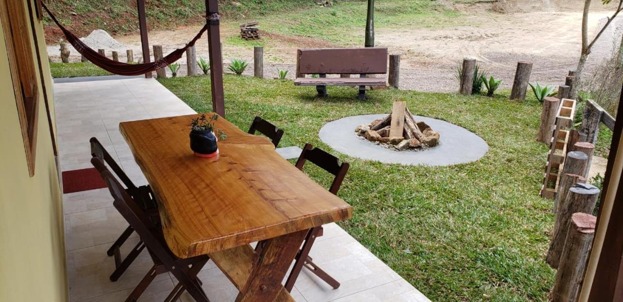 Cabana Da Montanha - Sitio Pasangas Santo Antônio do Pinhal Esterno foto